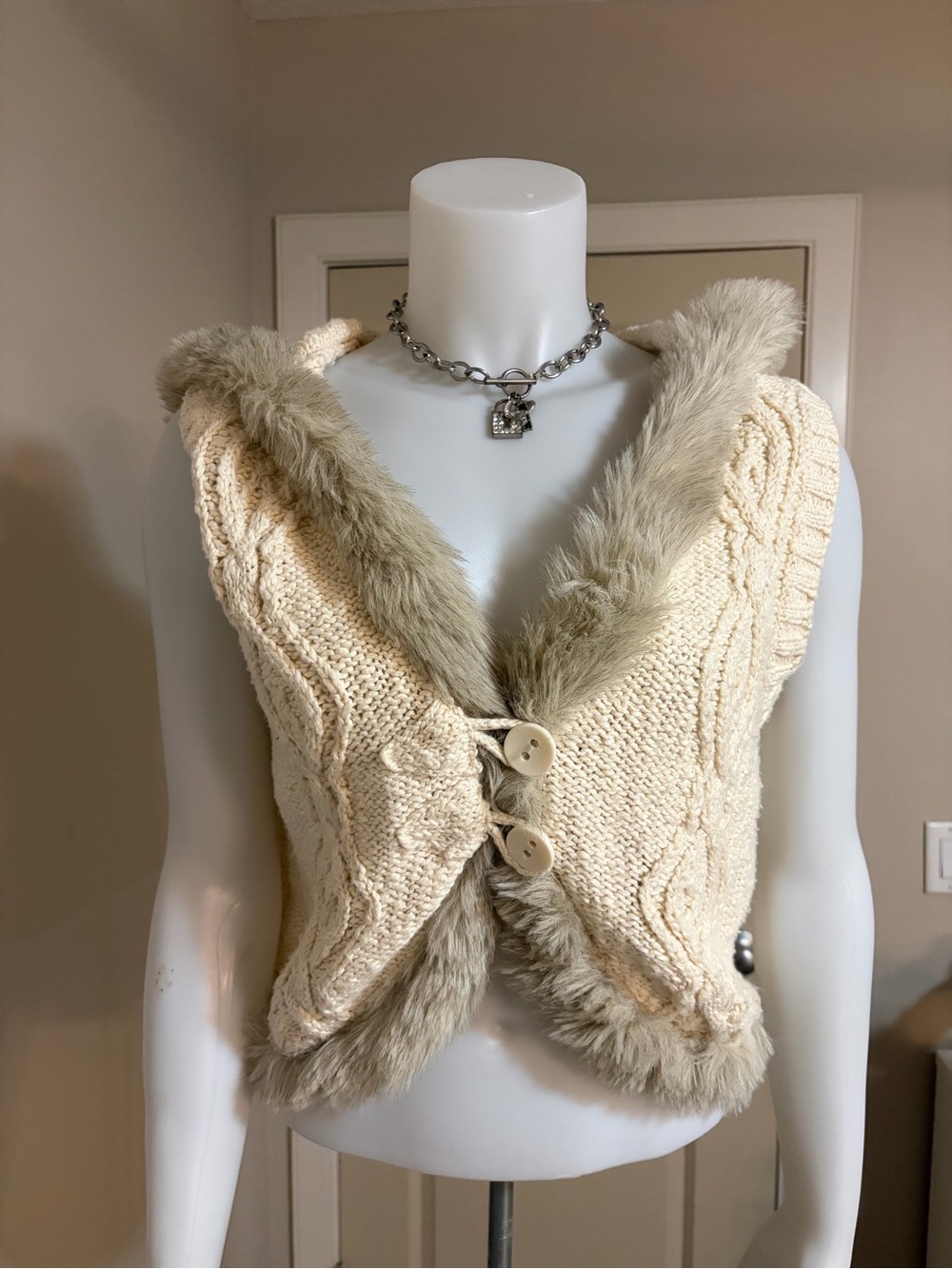 Old Navy Cream Cable Knit Faux Fur Trim Sweater Vest